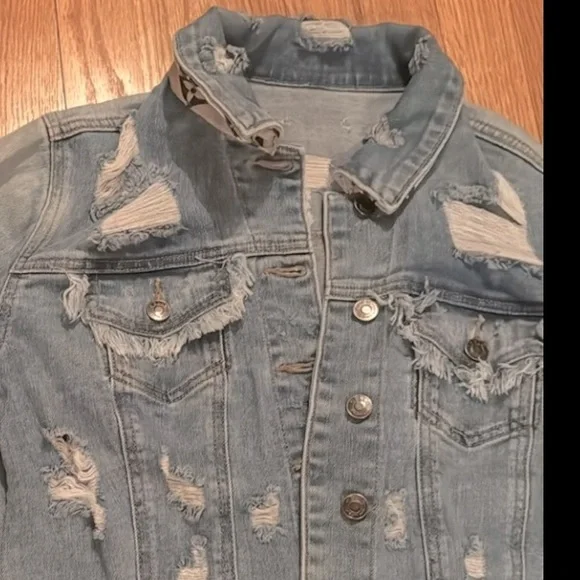 NWT heavily distressed denim jacket w/ Louis Vuitton tan and black scarf print. - Picture 6 of 10